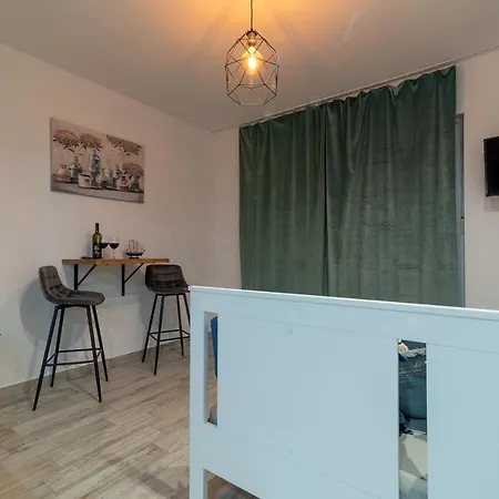 Princi トロギール