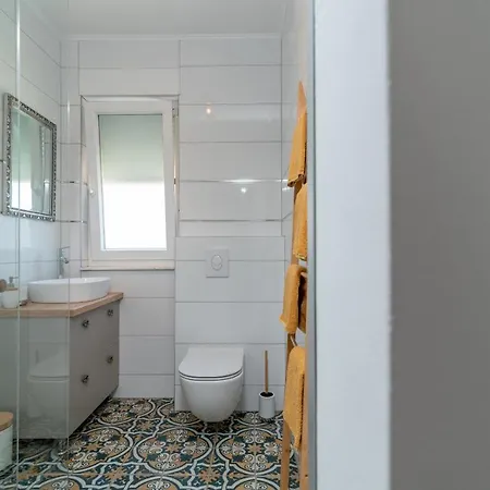 Princi * トロギール